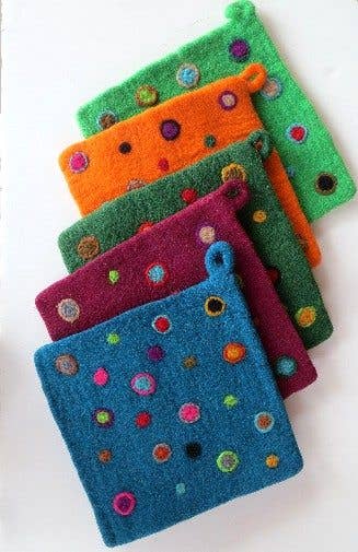 Felt Pot Holder - Needle Dot Design